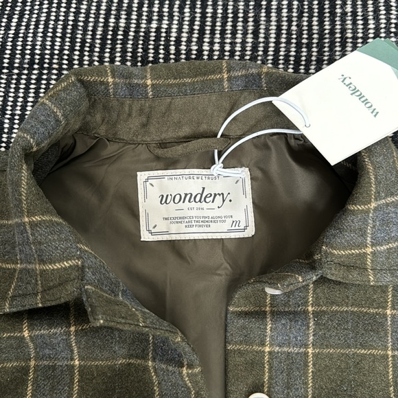 Brand new Wondery Outdoor brand plaid graphic shirt jacket - Picture 3 of 5
